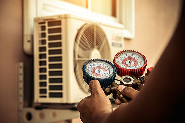 Professional Hvac technician working in Dickens, IA
